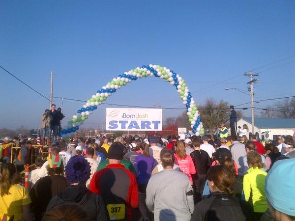 shannonjosey's tweet image. Bout to start #BoroDash 2012!!! 4 miles then I get to eat