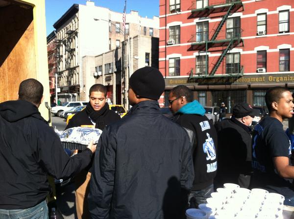 LSU_NY's tweet photo. Lets give thanks for what we have. And lets pass it forward.   #LSU #rolemodelstothecommunity http://t.co/ZGx9UZ8q