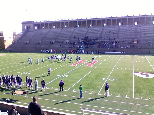 karamiaxo's tweet image. so proud of my cousin #goBLS #16