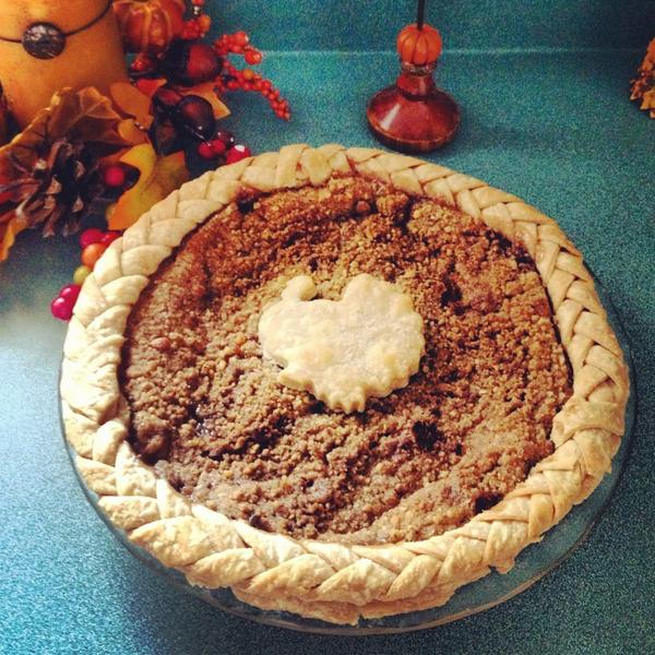 colecreate's tweet image. Happy Thanksgiving! I'll be dominating @CurtRichardson9 in hoops and eating homemade apple pie. gobble gobble.
