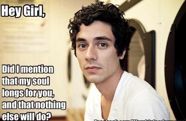 CelebPewSitter's tweet photo. Hey girl... http://t.co/UcrYRHMc