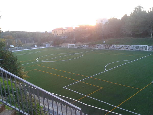 Bernat1995's tweet photo. Camp de futbol de Sant Pau d'Ordal #feinetatwitter #efibat13 http://t.co/opy5KDF8