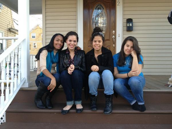 KATHSARIT's tweet photo. @KenniaCxo http://t.co/W6QTitQM