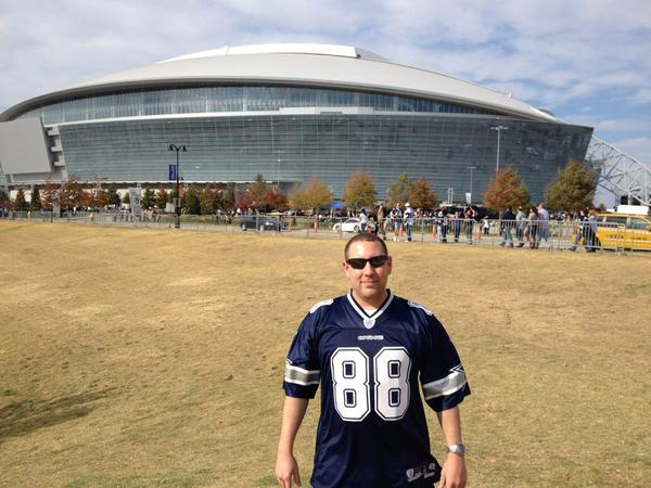 TRG_Mookie's tweet photo. @TRG_gamingclan oh it is!!!  Go Cowboys! http://t.co/gnmMeUo0