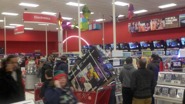 BrianSozzi's tweet image. Deflationary electronics #lowmargin #BlackFriday
