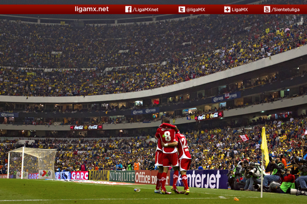 LigaBBVAMX's tweet photo. #Min67 #Ame0 | #Tol1 ¡El @deptolucafc ya está arriba en el marcador, un importante gol de visitante por parte de Silva! http://t.co/XfQqM4dv