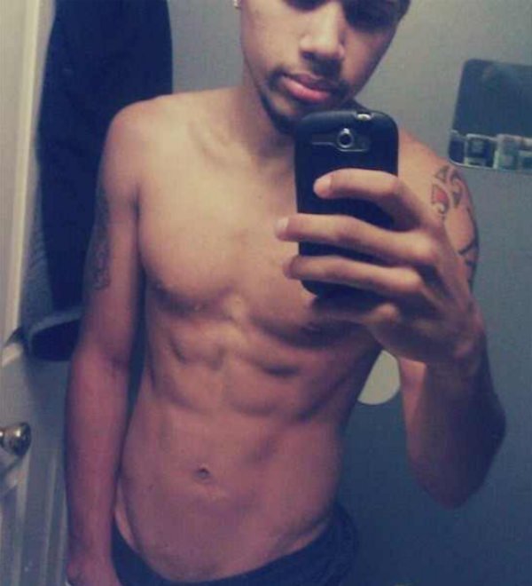 PrettyMixedBoy's tweet photo. The day after... http://t.co/ZqaXf8Xo