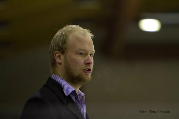 #Coaching #Holmen #U18 #HolmenHockey #Focus #Concentrated #GameFace #HjelmPå