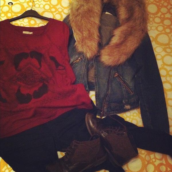 imlaurabradshaw's tweet image. Outfit 1 #helpmechoose #fbloggers