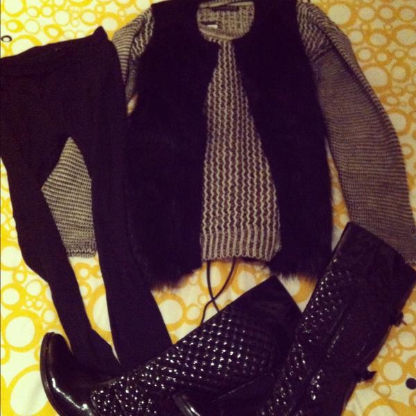 imlaurabradshaw's tweet image. Outfit 2 #helpmechoose #fbloggers