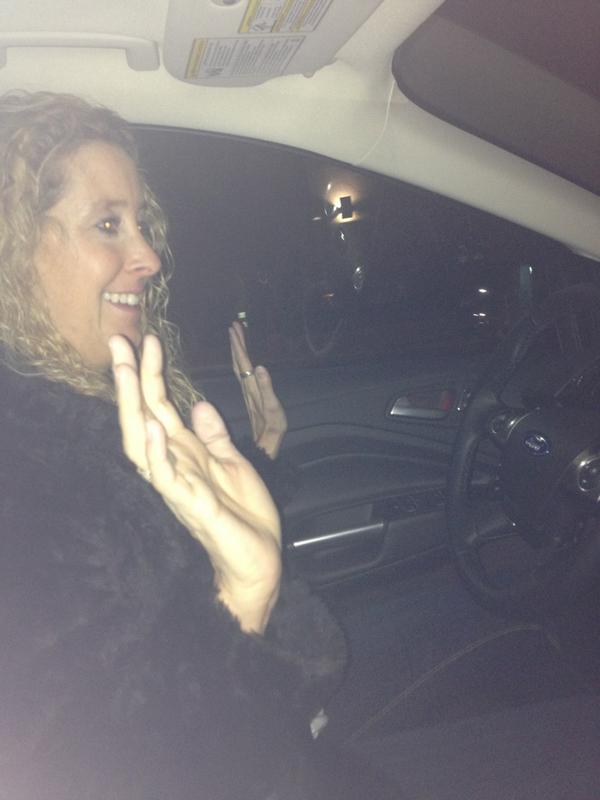 JantalOsteen's tweet image. Parallel parking with no hands #parkingassist #icouldgetusedtothis @deannaosteen