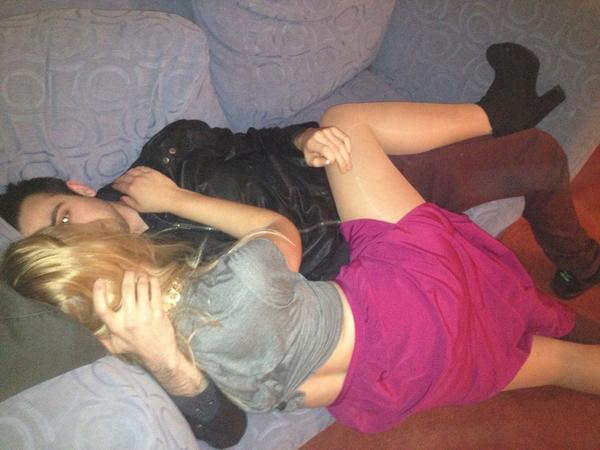 KateBellsLegs's tweet image. KATE BELLS LEG WRAPPED AROUND TITO #katebellsleg