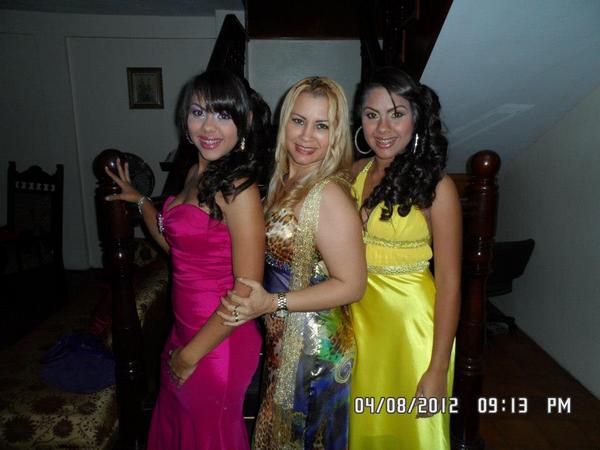 lachicasabrina's tweet photo. ke bronka me da mayra alejandra y las amiga ke se hase las cheta porke trabaja en estudio juridiko!!!!!!! http://t.co/LVj1pP3Z