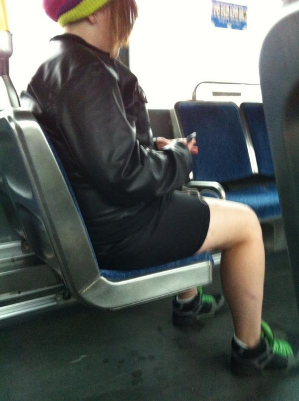 Kk what made you think this outfit is ok? #fashioncritique #octranspo