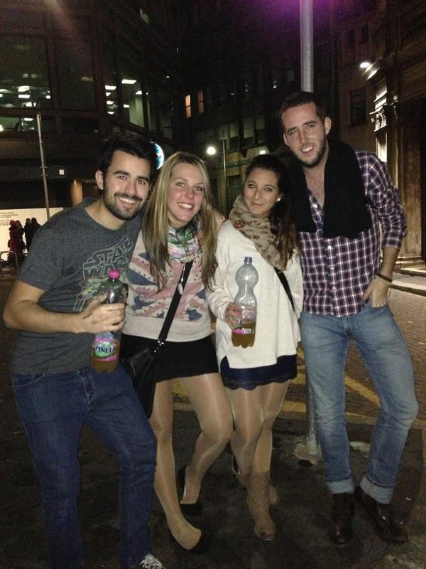 guishom89's tweet photo. Hanging out in #Milano @PblCbr @BarbaraBranas @EliCalonge last weekend. http://t.co/w7T0F3Iy