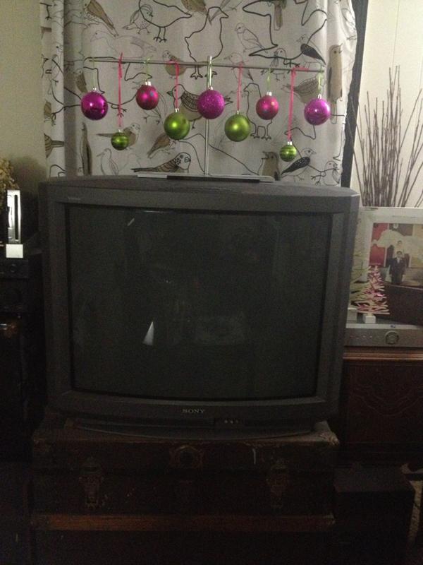 simonmcconico's tweet photo. Anyone want a TV? http://t.co/HOAX6txF