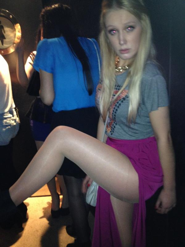 KateBellsLegs's tweet image. #katebellsleg