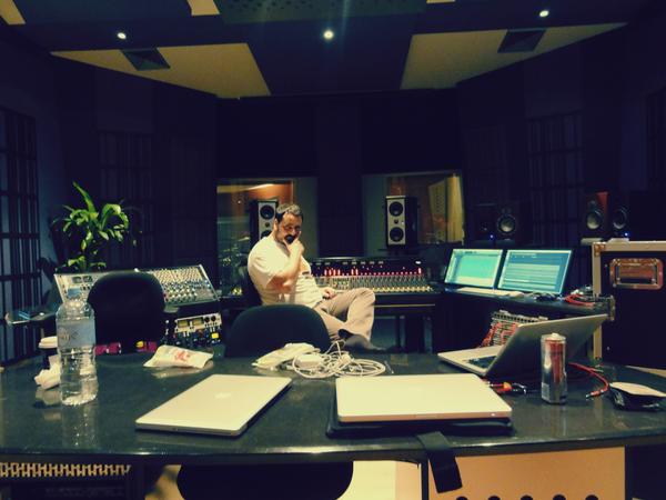 Wanky producer pose. Hi Unconvention! #unconoz