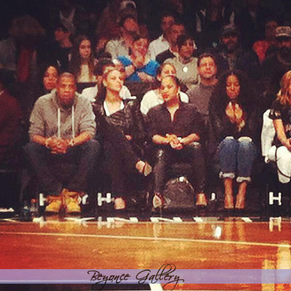 Beyoncé > Apariciones en público <Candids> [II] - Página 36 A8bmqeQCYAAbRw4