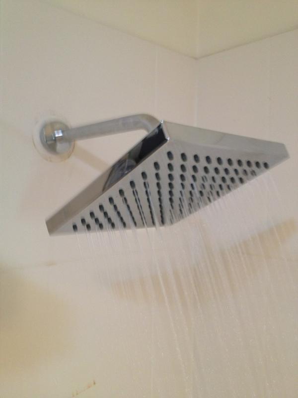 butlere87's tweet photo. New shower head installed #bunnings http://t.co/wHC8jVQq