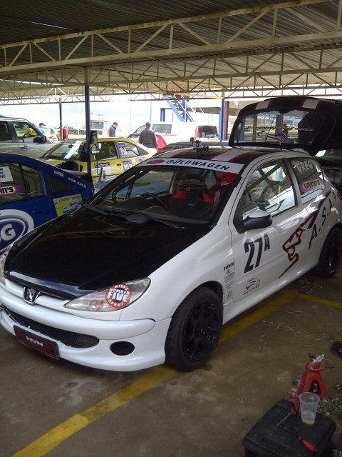 Good to go #extremefestival <a href="/ZwartkopsRace/">Zwartkops Raceway</a> for Race 2 Goldwagen Superhatch