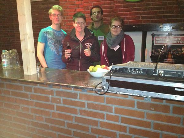 ScheuneJKZ's tweet photo. Gegen den Durst #Theeke #Cola #fanta #sprite #one #society http://t.co/Avdz5CJV