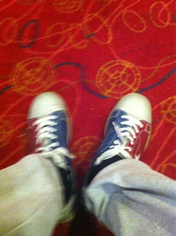 MasonDent1's tweet image. My new shoes!! #bowling #howsmart