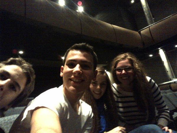 Sgrozy96's tweet photo. Molière 2.0 #bourgois @ccow23 http://t.co/c6F13WUF