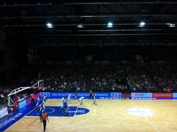 StefanZevenberg's tweet image. #GasTerraFlames - Leeuwarden met gasten #NewCommIT. Erg gezellig en Battle of the North?