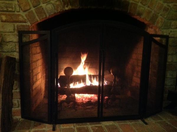 CalhounJane's tweet image. Fire on a cold sat night