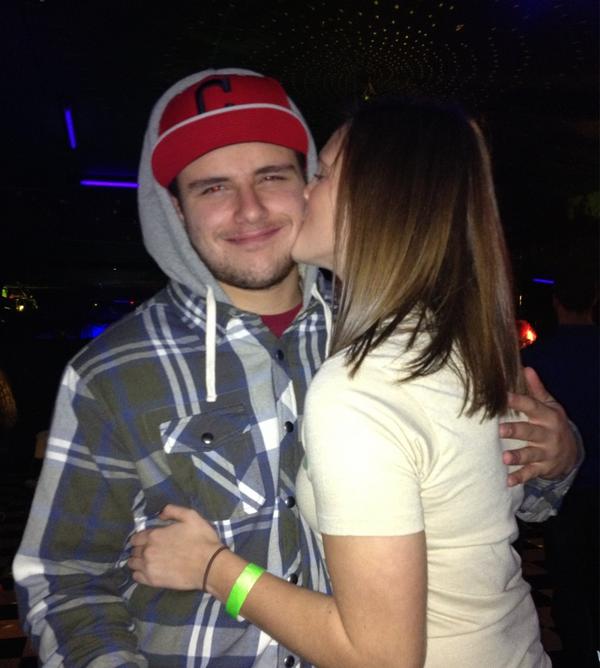 RachieH_23's tweet photo. Oops forgot this picture on my last tweet #HAPPYBIRTHDAY again @H_Handel 😘 http://t.co/I6rdJNO7