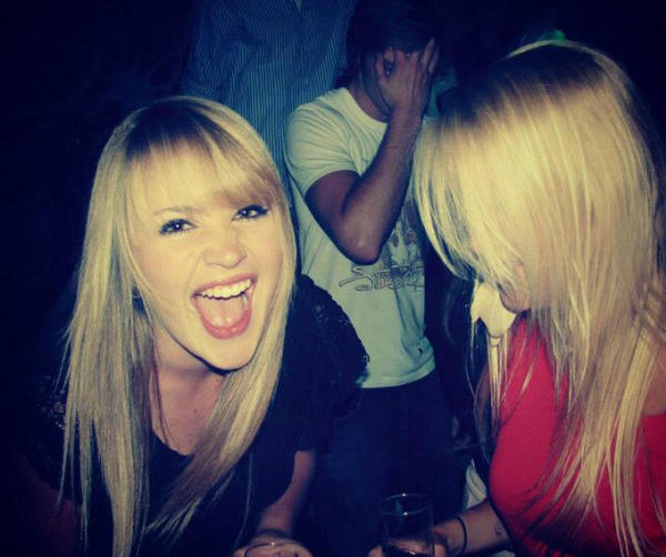 Shannon Thomson (ShanniMakeup) Twitter