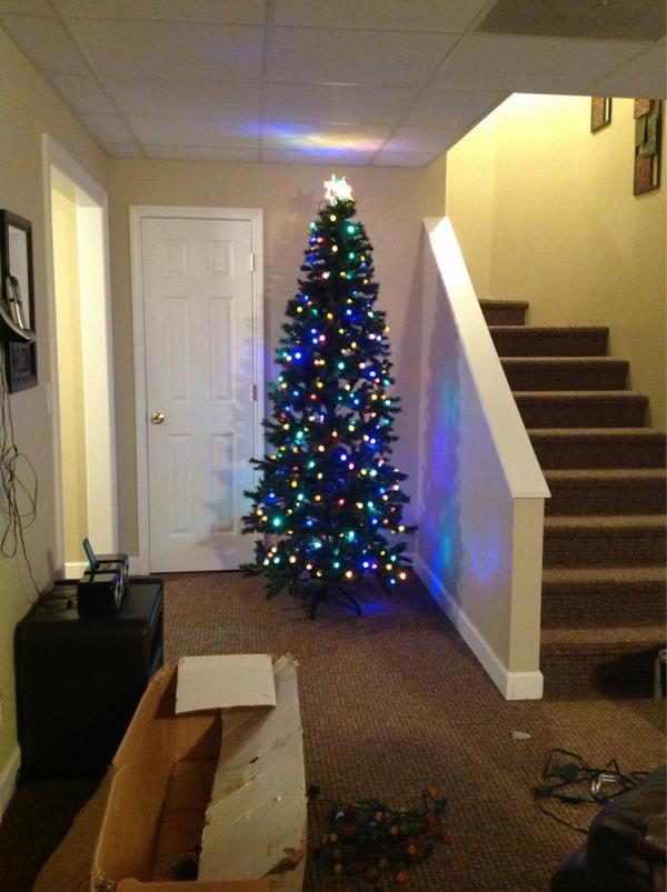 _TheFitchuation's tweet image. Progress on my little tree!! #readyforDecember