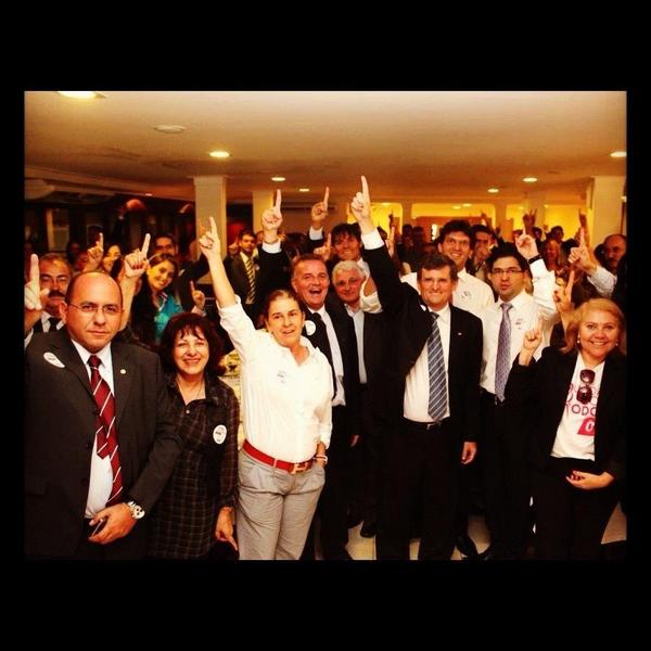 RicardoSLucena's tweet photo. Valeu!  Advocacia Publica e Privada endossa e Apoia ODON BEZERRA 01 porque #AOrdeméMaior http://t.co/lsdtKL9f