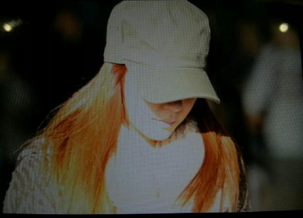 [PICS][26/11/2012]SNSD @Incheon Airport back to Korea A8lwPZ0CcAAA_O1