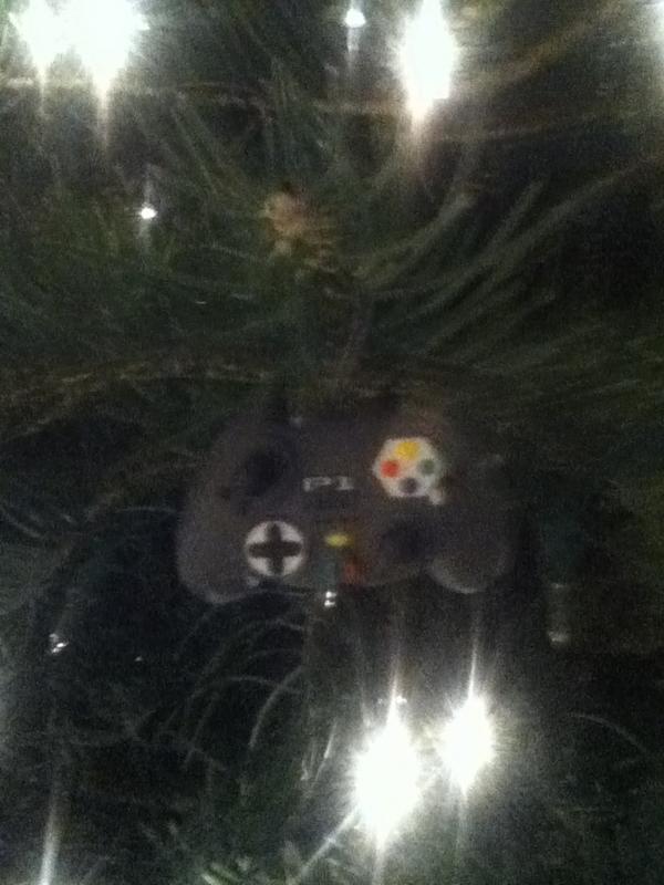 edt49er's tweet image. You lnow your a #gamer when you have this #ornament 
#syndicate400k #videogames