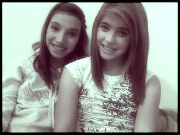 Morgan101Xxoo's tweet photo. Me and my bestie:) http://t.co/vevwK36Z