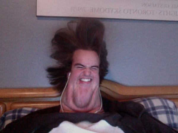 MarkSmith_95's tweet image. gotta start hitting the gym #doublechins #potentialmodel