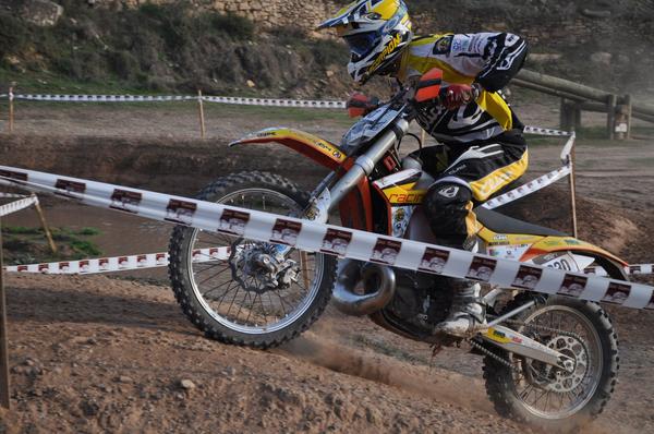 EnduRoc Burn 2012: Amadeu Franquesa 2º Junior, Gerard Brun 5º Junior 125, Xavi Castel 5º Amigos, Abella lesionado.
