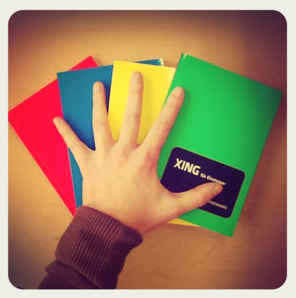 mut_de's tweet photo. Schön! Klein &amp; fein, die neuen Social Media Minis von Pearson. Geballtes Wissen, das in jede Tasche bzw. Hand passt. http://t.co/y5G0v1Ek