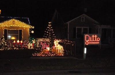 RichardWiseman's tweet image. Best ever Christmas light display?