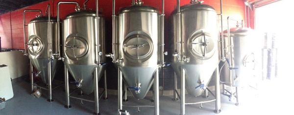7venthSunBeer's tweet photo. ...and so are the new tanks http://t.co/qGRV2gNd