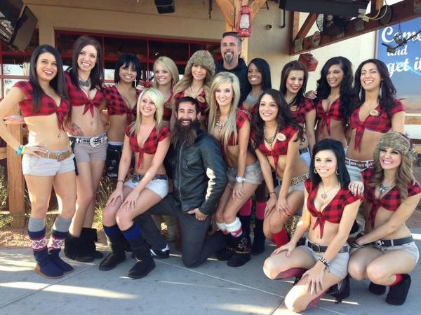 Gas Monkey Garage On Twitter We Re At Twin Peaks In Odessa Only Here For 20 More Min Then We Hit The Road Again Check Them Out Cc Twinpeaksgirl Http T Co F4yximcs