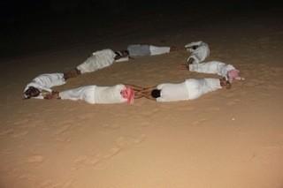 يا ألله على الرومانسية اتعبتوا الفن والفنانين من بعدكم حقيقة <☺> ...