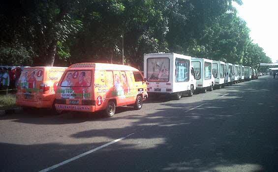 Sore tweeps,mhn info vendor moving ads ; mobil, motor / fukuda utk event d jkt.Email dinantikan segera malam ini.Thx b4