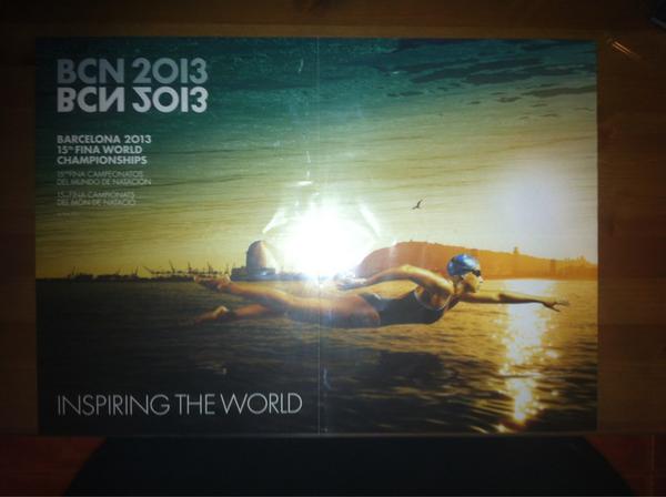 AitorMartinez46's tweet photo. Mira que poster mas guapo tengo en mi mesa ;) @erikavillaecija #thebest http://t.co/VYeAEgBW