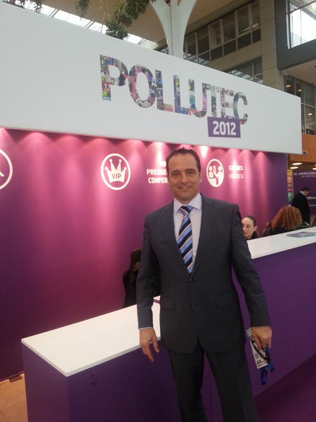 JPDUBOIS52's tweet photo. bonnes rencontres @Pollutec de bonne augure pour @AMERICANA2013 http://t.co/RkpejciY