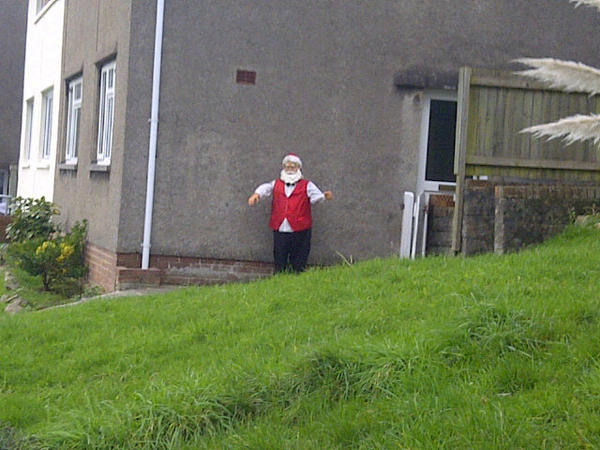 Who ever told me santa wasn't real clearly lied to me he's in my street mun #HesReal #Santa