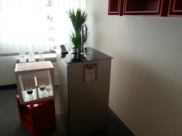 BahrainICT's tweet image. At #bahrain's Batelco ideas center. Smart coffee machine. #ICT.