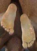hotmenfeet's tweet photo. Tom Daley Barefoot http://t.co/hDp8gHEw